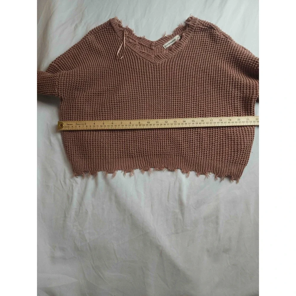 Moon & Madison Sweater Womens Medium Brown Knit Crop Pullover Long Sleeve Fringe - Picture 2 of 7